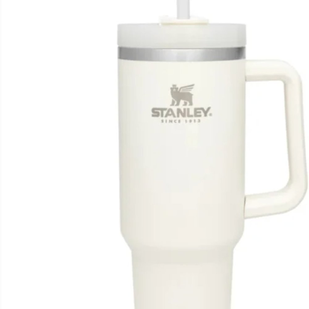 Stanley Adventure Vacuum Quencher Travel Tumbler - 40 fl. oz. --In cream